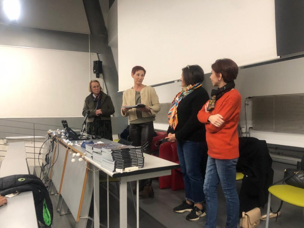 image de Petite cérémonie  pour des élèves devenus étudiants 